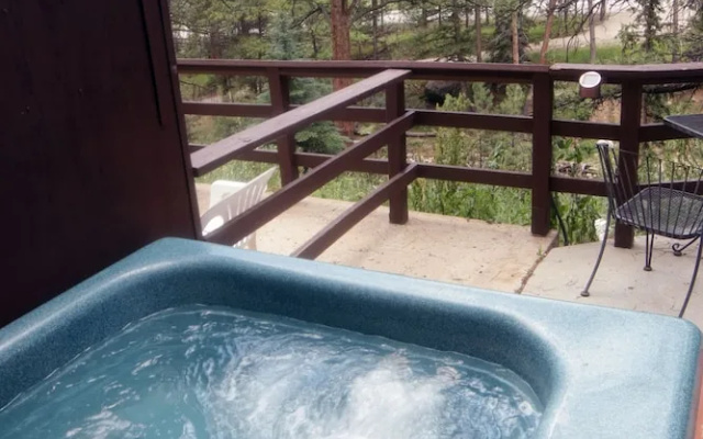 photo 5 of Fawn Valley Inn: 107
