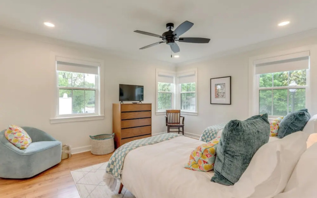 photo 4 of Fayetteville Home ~ 2 Blocks to Dickson Street!
