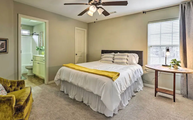 photo 4 of Fayetteville Home Near University of Arkansas!