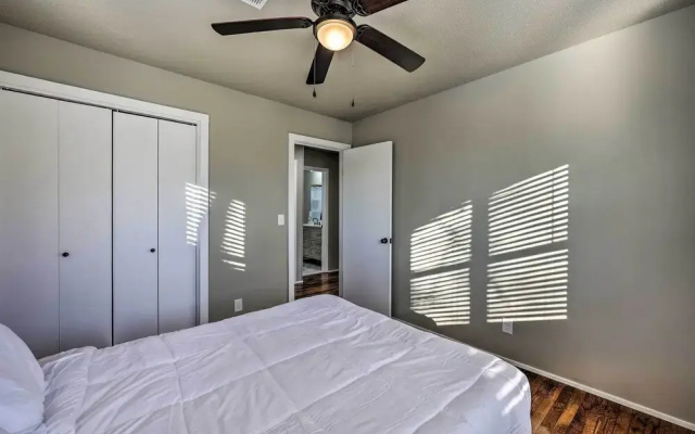 photo 3 of Fayetteville Vacation Rental - 2 Mi to Dtwn!