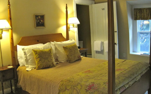 photo 5 of Federal House Inn