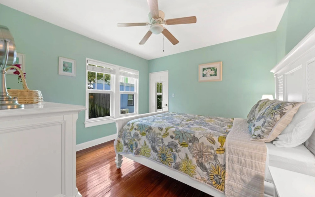 photo 4 of Fern Cottage 3bd 2ba Private Pool