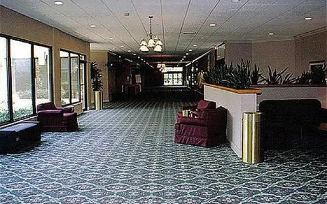photo 2 of Fern Valley Hotel and Conference Center