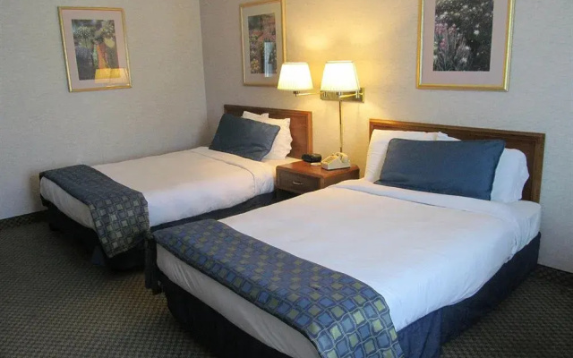photo 4 of Fern Valley Hotel and Conference Center