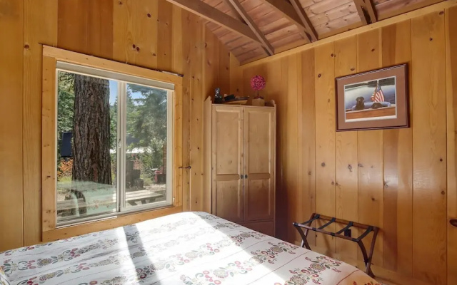 photo 5 of Fever Unit 2090 - 1 Br Cabin