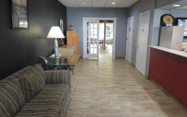 photo 5 of Fiesta Inn and Suites