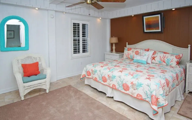 photo 2 of Fifty Palms by RedAwning
