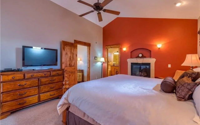 photo 3 of Firelight Luxury