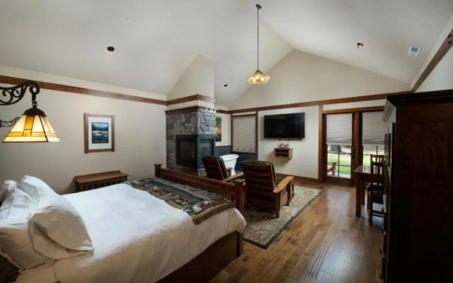 photo 3 of FivePine Lodge & Spa
