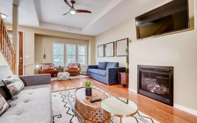 photo 2 of Five Points Firefly 5 BD Luxury Home in Denver!