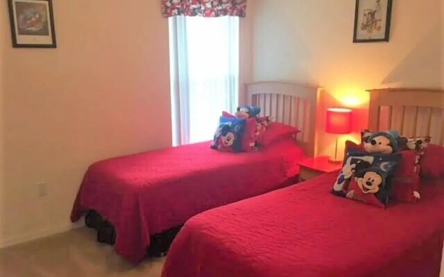 photo 3 of Fl Special!! Grand Cumbrian 4 Bedroom Villa by RedAwning