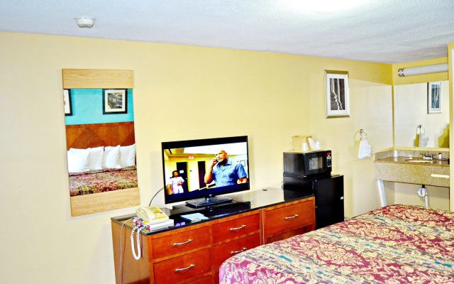 photo 5 of Flagship Inn And Suites