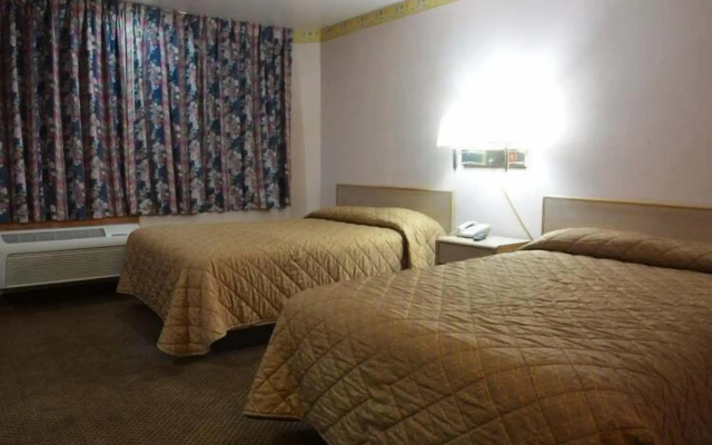 photo 3 of The Flamingo Motel