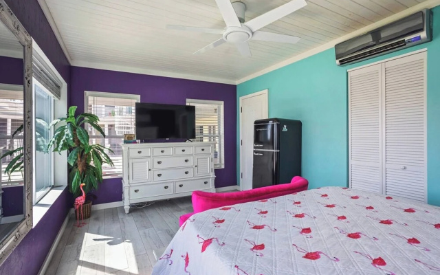 photo 5 of Room-flamingo Room on the Cotee River