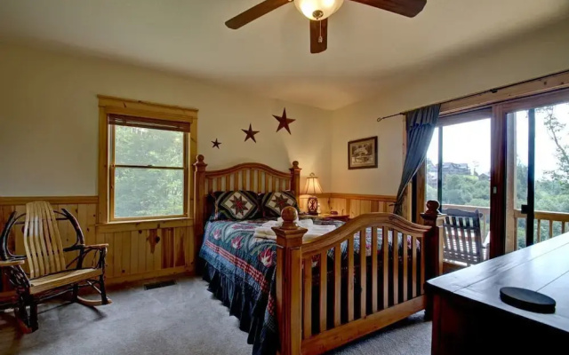photo 5 of Flatlanders' Retreat - 4 Br Cabin