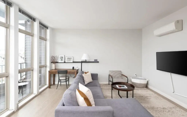 photo 4 of Flexhome Walker's Point 1BR Q1
