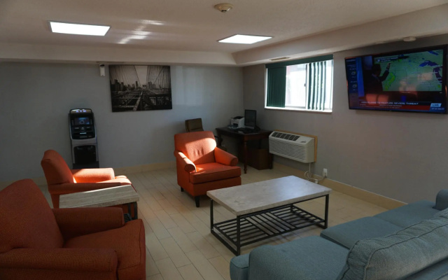 photo 4 of The Floral Park Motor Lodge