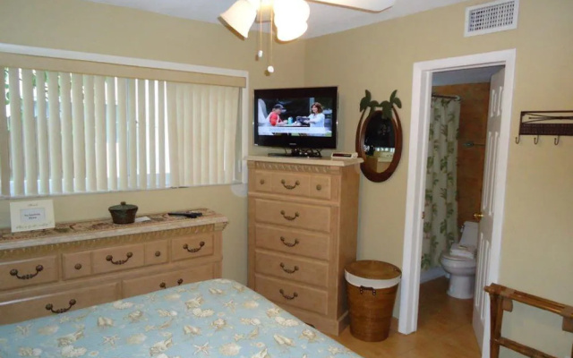 photo 5 of Floranada Condo #21