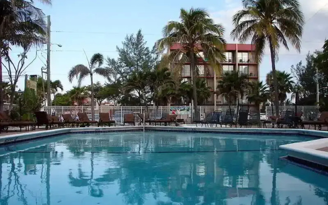 photo 3 of Plunge Beach Resort