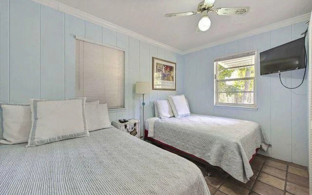 photo 2 of Florida Retreat with pool Sleeps 14
