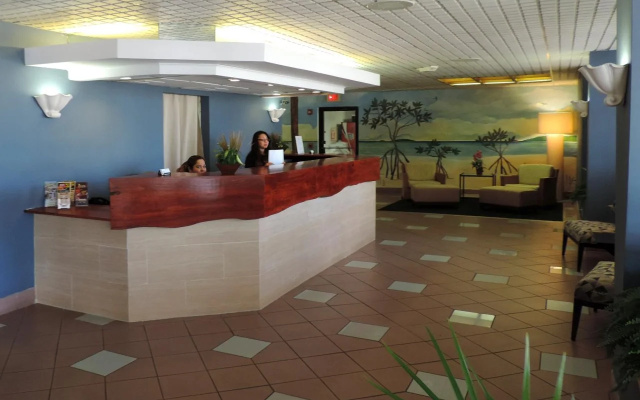 photo 2 of Floridian Hotel