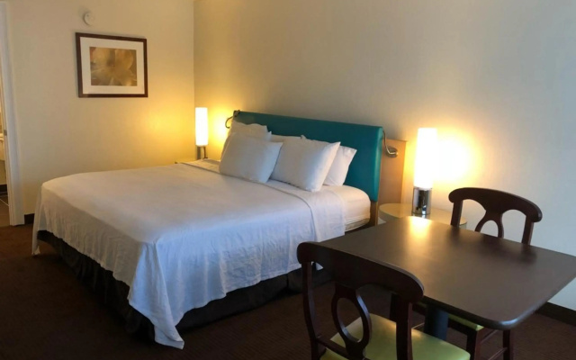 photo 3 of Floridian Hotel