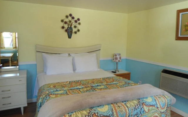 photo 3 of Flower Field Inn and Cottages