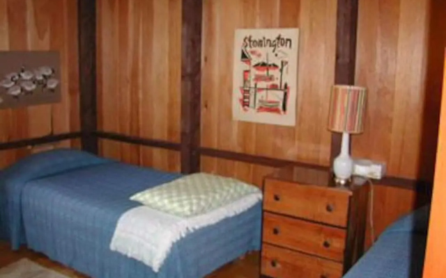 photo 2 of Flying Bridge Cottage - Three Bedroom Home