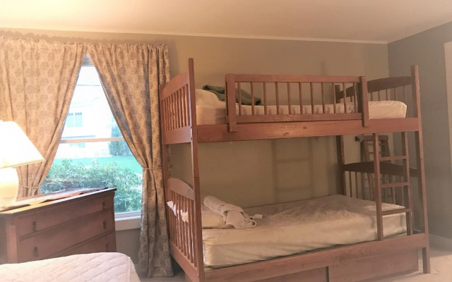 photo 3 of Footbridge Hideaway - Q967 by Getaway