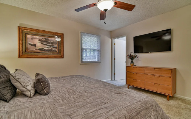 photo 4 of Forest Run - 4 Bedrooms with hot tub