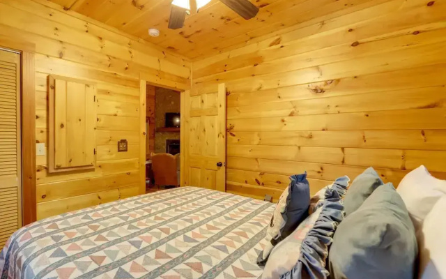 photo 2 of On Fightingtown Creek: Forested Mccaysville Cabin!