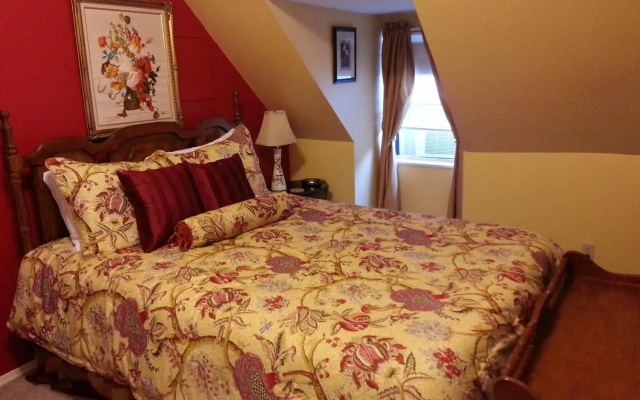 photo 3 of Forget-me-not Bed and Breakfast