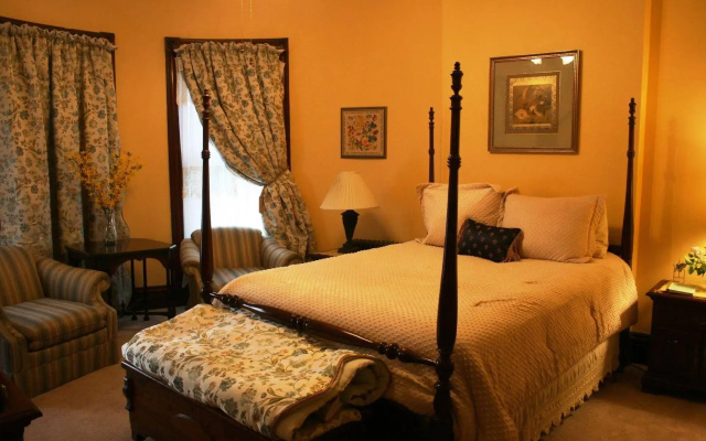 photo 5 of Forget-me-not Bed and Breakfast