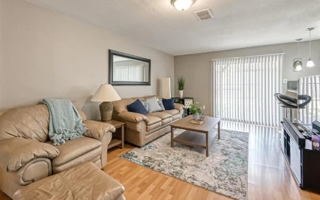 photo 3 of Fort Happy in Katy, 4BR 2 BT, Work-cation, Pet Friendly