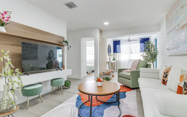 photo 5 of Fort Lauderdale Duplex ~ 6 Mi to Los Olas Beach!