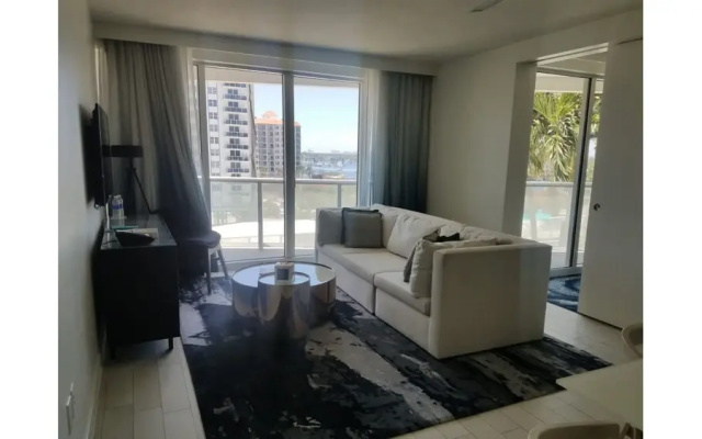 photo 3 of Fort Lauderdale Executive Apartments by 1stHomeRent