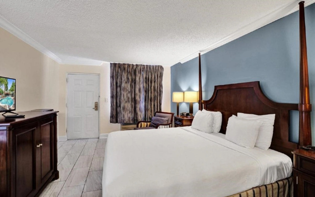 photo 5 of Fort Lauderdale Grand Hotel