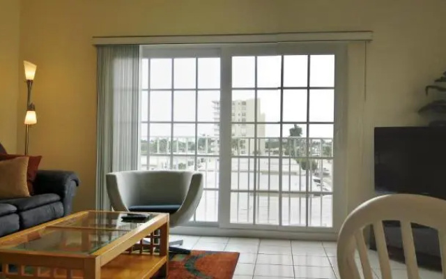 photo 4 of Fort Lauderdale Yacht and Beach Club 416
