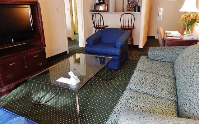 photo 5 of Fort Magruder Hotel Trademark Collection by Wyndham