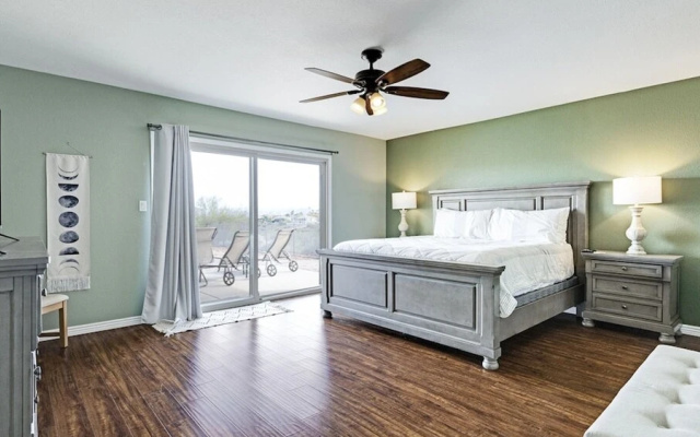 photo 2 of Fountain Hiils 4 Bdrm W/breathtaking Views & Pool!