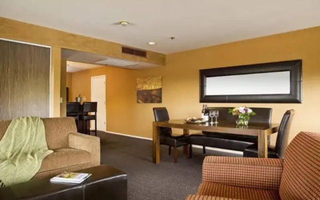 photo 5 of Fountaingrove Inn