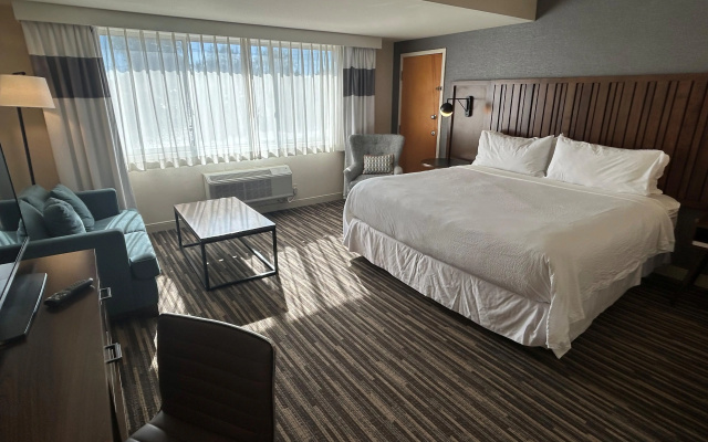 photo 5 of Best Western Premier Plainview-Long Island Hotel