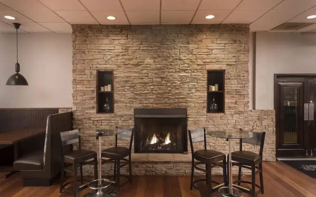 photo 2 of Four Points by Sheraton Asheville Downtown