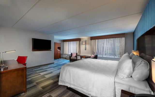 photo 3 of Four Points by Sheraton Atlanta Airport West