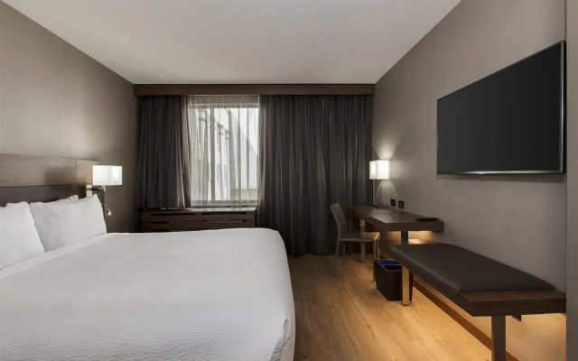 photo 2 of AC Hotel Chicago Downtown