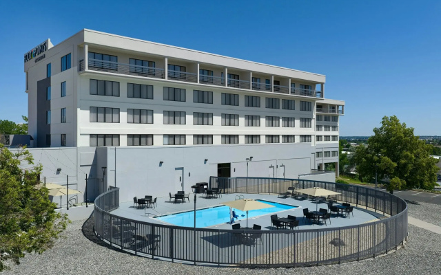 photo 2 of Four Points By Sheraton Englewood Centennial Airport