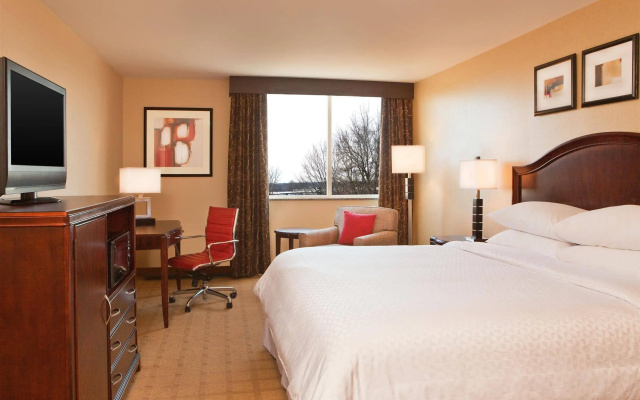 photo 4 of Four Points by Sheraton Kalamazoo