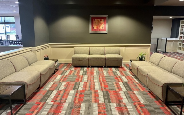 photo 2 of Quality Inn Lexington Horse Park