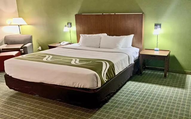 photo 3 of Quality Inn Lexington Horse Park