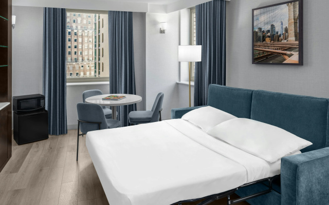 photo 3 of Four Points By Sheraton New York Downtown
